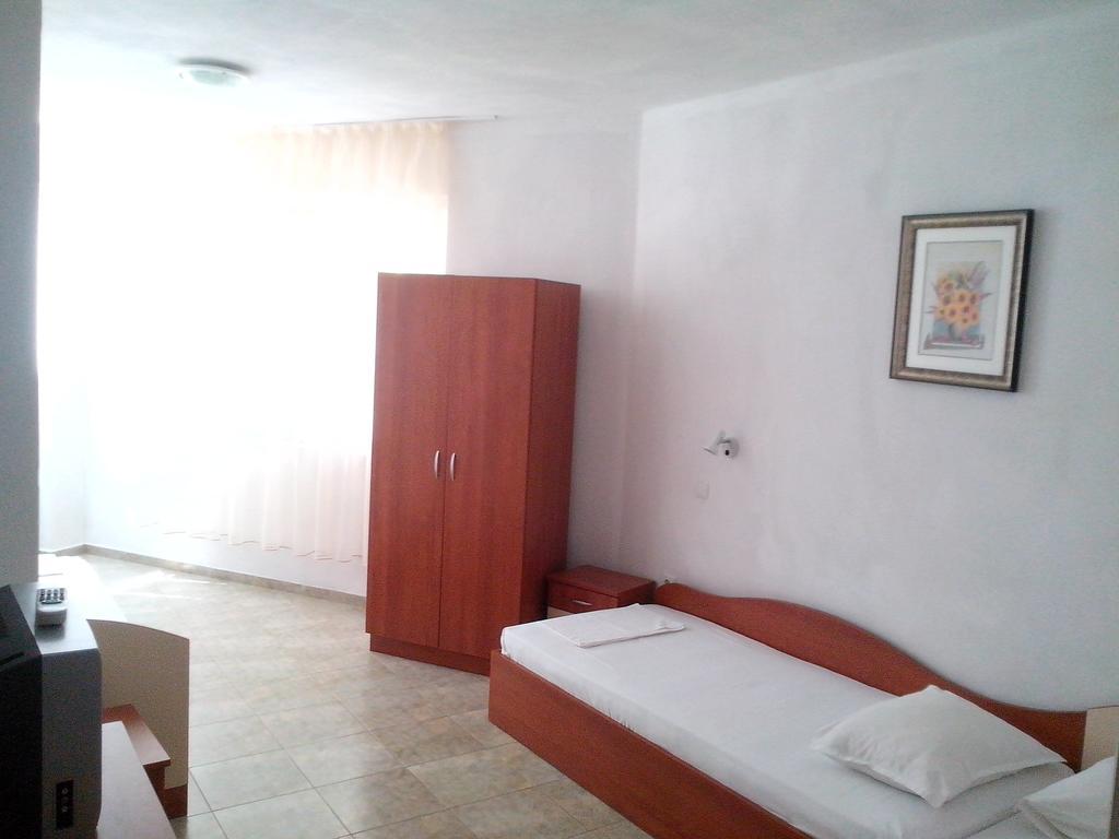 Guest House Krasi Chernomorets Ruang foto