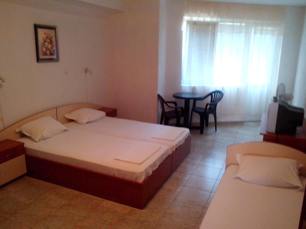 Guest House Krasi Chernomorets Ruang foto