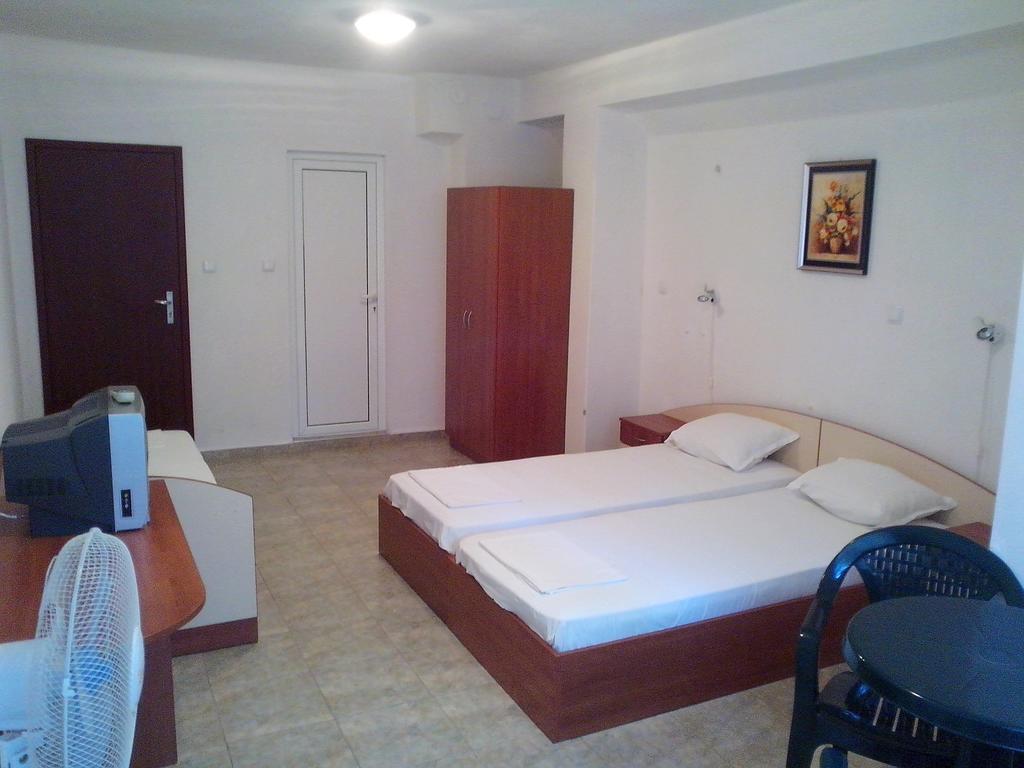 Guest House Krasi Chernomorets Ruang foto