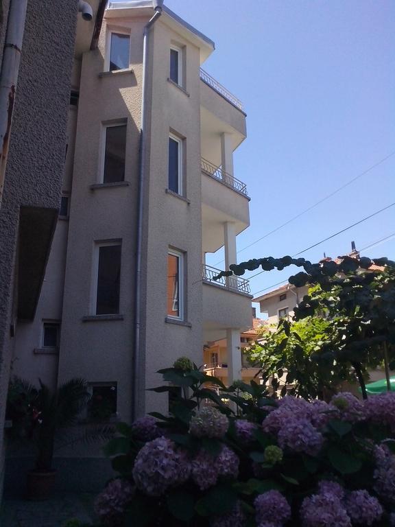 Guest House Krasi Chernomorets Bagian luar foto