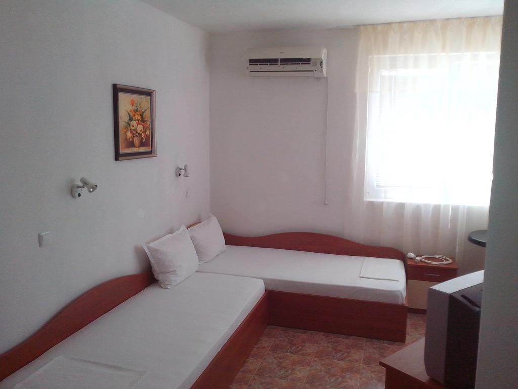 Guest House Krasi Chernomorets Ruang foto